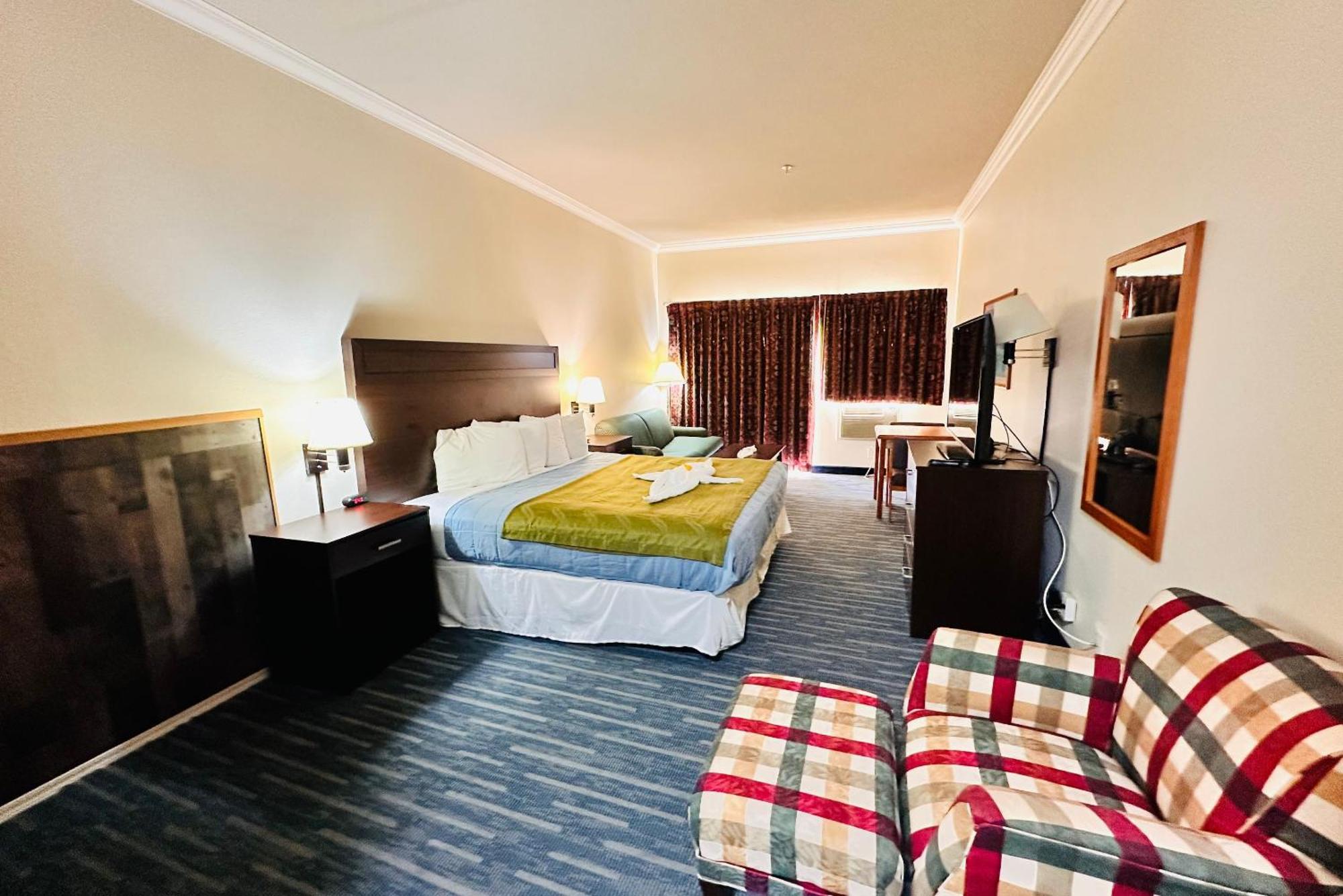 Coratel Inn And Suites By Jasper Ошен Шорс Экстерьер фото